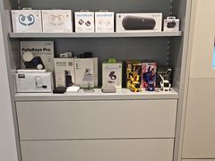 -Apple授权专营店(宝山万达店)