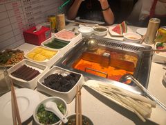 -海底捞火锅鲜切牛肉主题店(长寿路店)
