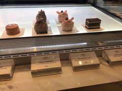 -Fridi Patisserie Cafe