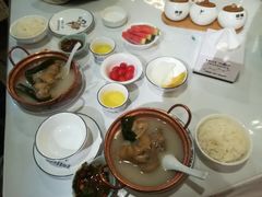 -飞虎过桥米线(翠湖店)