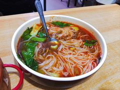 酸辣米线-杭州小笼包(地质大学店)