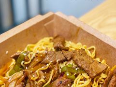 咖喱牛肉捞面-肥安娜·小吃·饮品