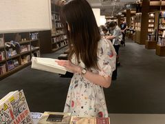 -茑屋书店(天目里店)