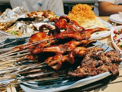 -街角等你.大连海鲜烧烤.经典铁板海鲜串(西安路店)