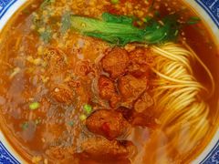 辣肉面-沪西老弄堂面馆(定西路店)