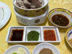 草原手把肉-德乐海蒙餐