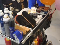 -爱革·洗衣改衣·洗鞋修鞋·洗包修包·奢侈品护理(宝地广场店)