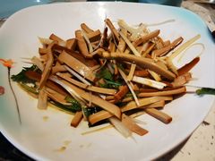 -巧克力渔家.小船海鲜胶东菜(万平口店)