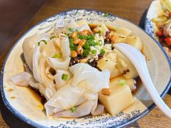 米豆腐拼卷粉-阿婉贵州苗家酸汤鱼(梅林店)