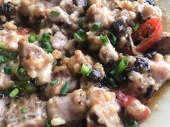 豉汁辣椒蒸排骨-八仔大富楼·河鲜(西江店)