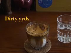 -Be Lived Cafe比例咖啡(摩天轮店)