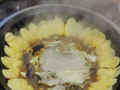 -边江铁锅炖鱼(振八街店)
