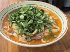 -虾子闵家羊肉粉