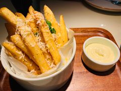 -阿妮叶李(光谷世界城店)