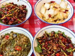 -荆九爷桥头三嫩(龙阳广场店)