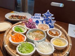-包整·丝娃娃(甲秀楼景观店)