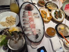 -泓炙颐凤鲜海鲜火锅料理(桐乡店)