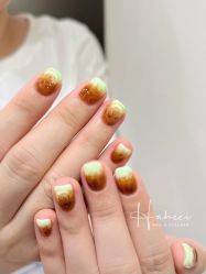 -花岐款式专研健康美甲沙龙