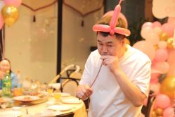 -孩提·儿童生日派对策划节目·宝宝宴周岁宴布置·小丑表演(亦庄店)