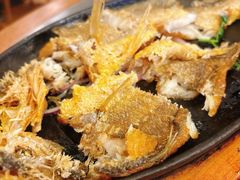 -潮界(LU·ONE凯德晶萃广场店)