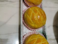 酥皮水牛奶菠萝包-陶陶居酒家(海岸城店)