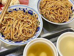 -高师傅特色米粉汤包(建设路店)