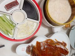 北京烤鸭-小吊梨汤·北京菜·烤鸭(王府井银泰in88店)
