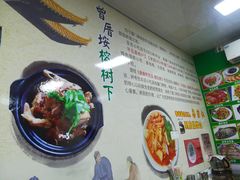 -亚忠小吃店(曾厝垵店)