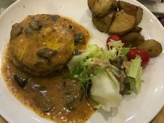 -斗牛士牛排餐厅(嘉里汇店)