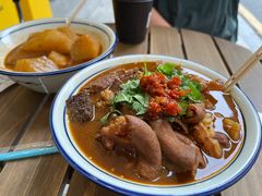 -CowCow其其·牛杂咖啡公司(六运店)