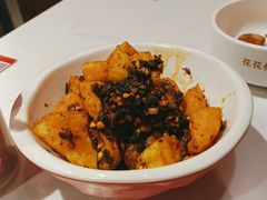-渝是乎川渝小炒(新世界百货望京店)