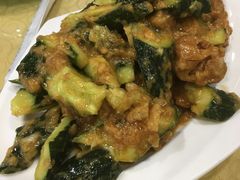 油条黄瓜-春水锅贴·传统鲁菜(大明湖店)