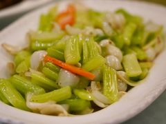 西芹炒百合-镇扬菜馆