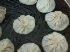 -清真老铁家灌汤包