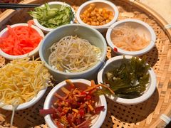 -包整·丝娃娃(一览甲秀楼风景店)