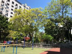 -上海市育民中学