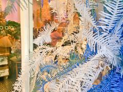 -FLOVIE FLORIST CAFE