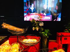 -Salon de The de Joel Robuchon(外滩18号店)