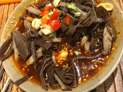 冒黑毛肚-串大叔炭火烤串·鸡西大冷面刀削面(总店)