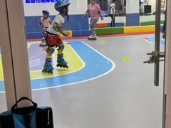 -米高蓝斯克国际轮滑中心(中铁建店)