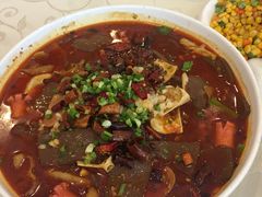 -鑫巴蜀小镇 · 水煮鱼专研店(玉桥店)