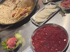 -鹿鸣山草本茶香火锅(园西路店)