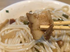 -牛八宝桂林米粉(八里庄店)