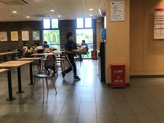 -麦当劳(石坝服务区店)