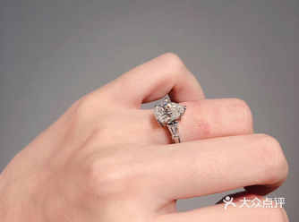 种草一款超奢华钻戒，#4克拉大主石#Bling