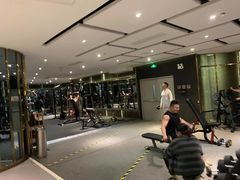 -银吉姆健身(恒隆馆)