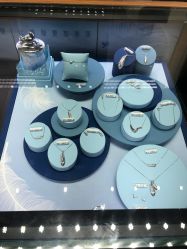 -周大福 CHOW TAI FOOK(新世界百货崇文店)