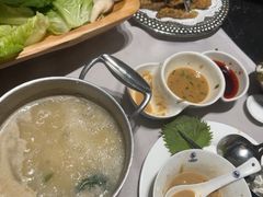 -红鼎豆捞·专注品质海鲜20年(宝丰路店)