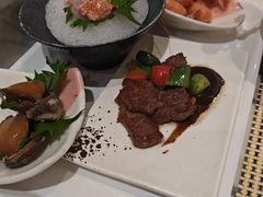 -雍和会海鲜姿造自助(湖东路店)