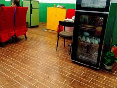 -堂瓦里·33年传统赣菜(第一街区店)